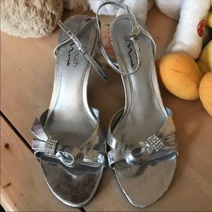 Women’s Silver Heels